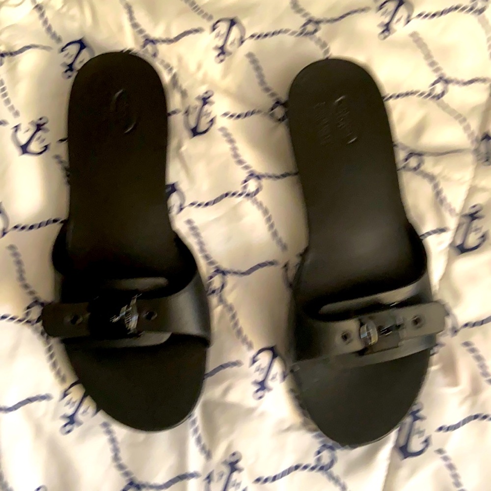 Dr. Scholl’s sandals